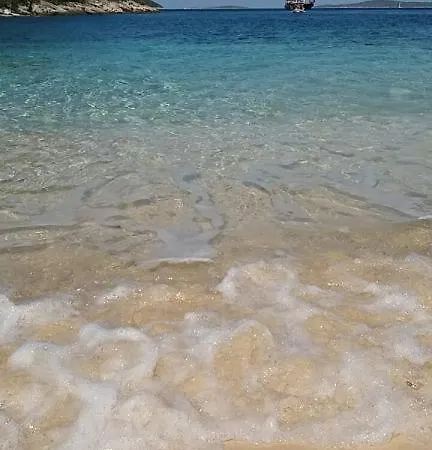 アパート My Oasis Nečujam