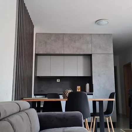 My Oasis アパート